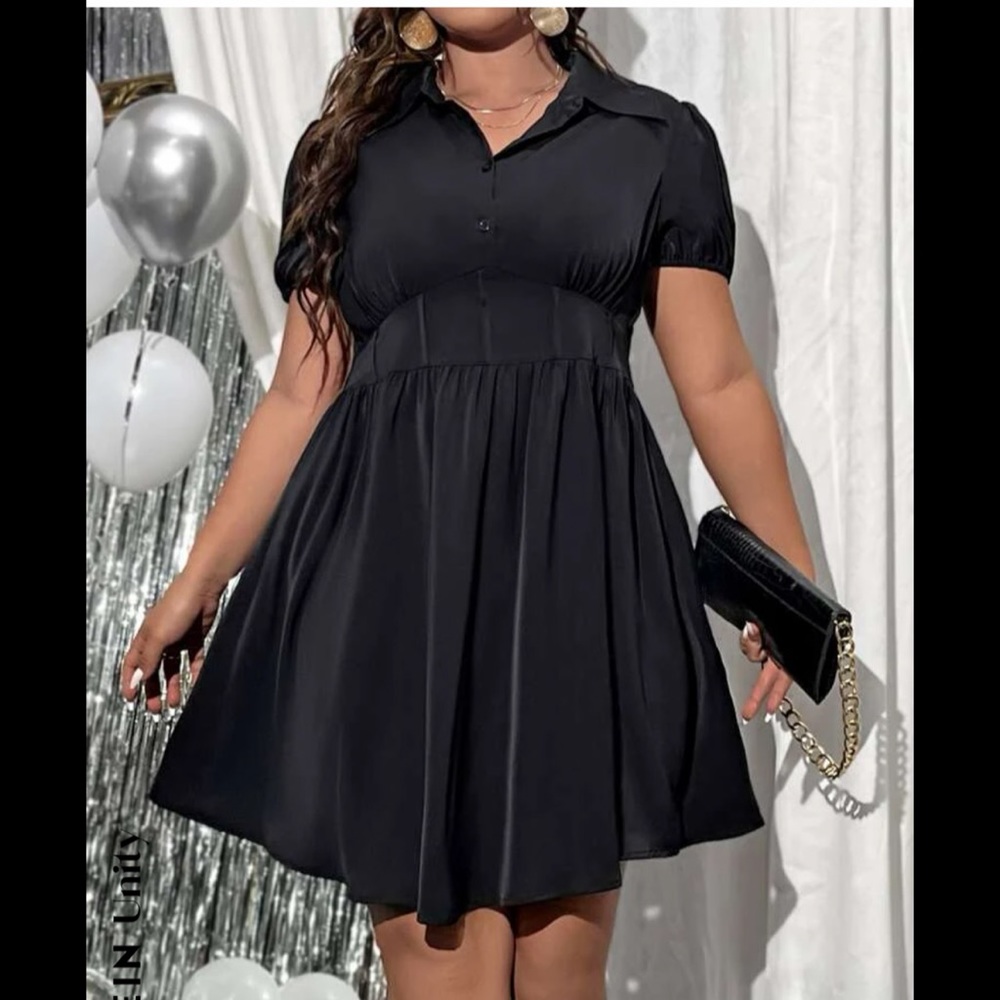 Plus black dress with puffed sleeves